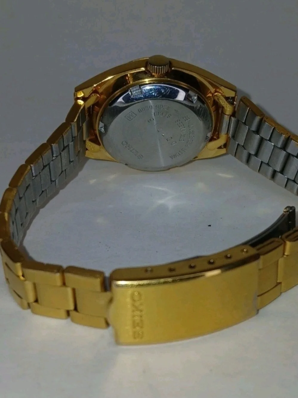 ​Seiko 5 Automatic Watch Gold Tone White Dial Day Date 4206-0600 Runs Vintage